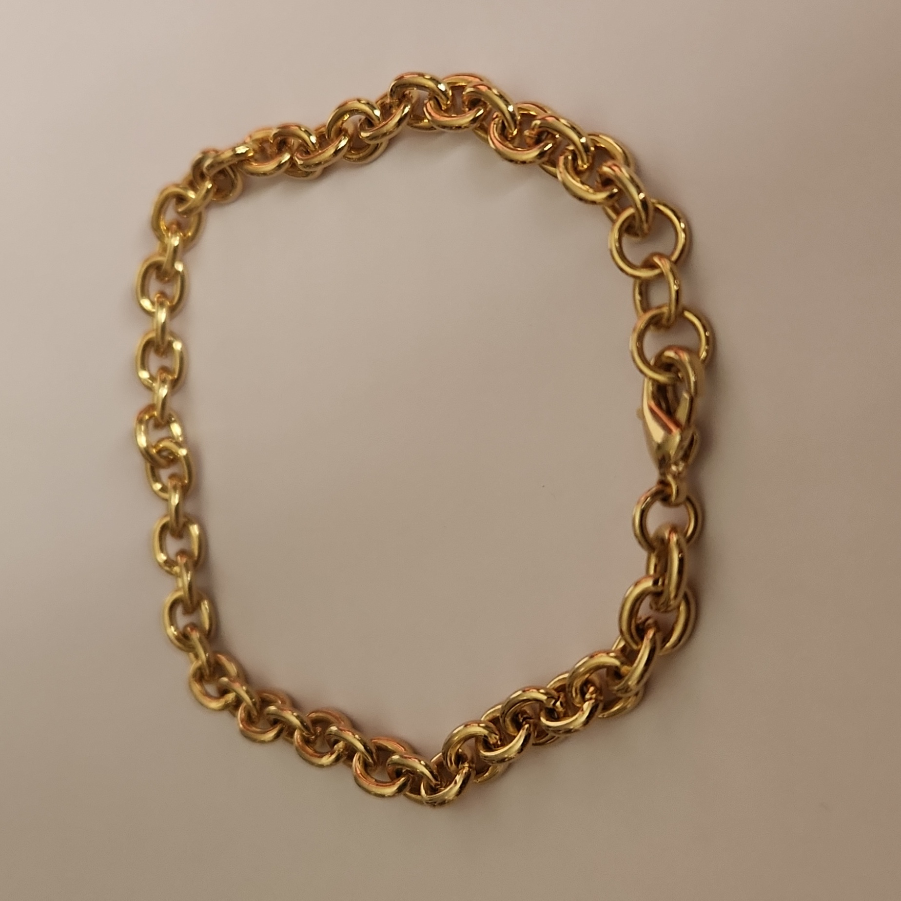 Gold Tone Chain Link Bracelet 8"